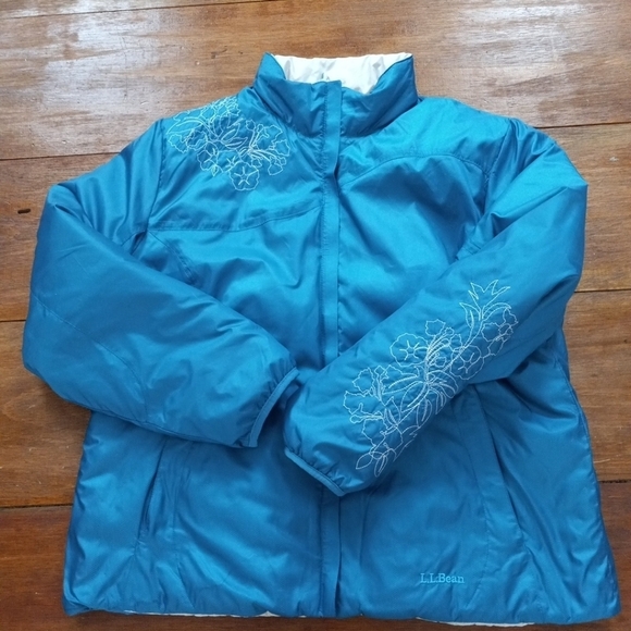 LL Bean Women's Primaloft Floral Embroidered Reversible Puffer Jacket  XL - Picture 3 of 13